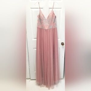 NWT Hayley Paige Bridesmaid Dress in Dusty Rose Size 12